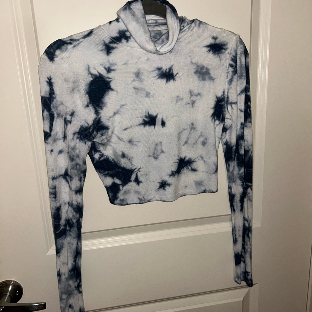 Garage Black and White Tie-Dye Crop Top